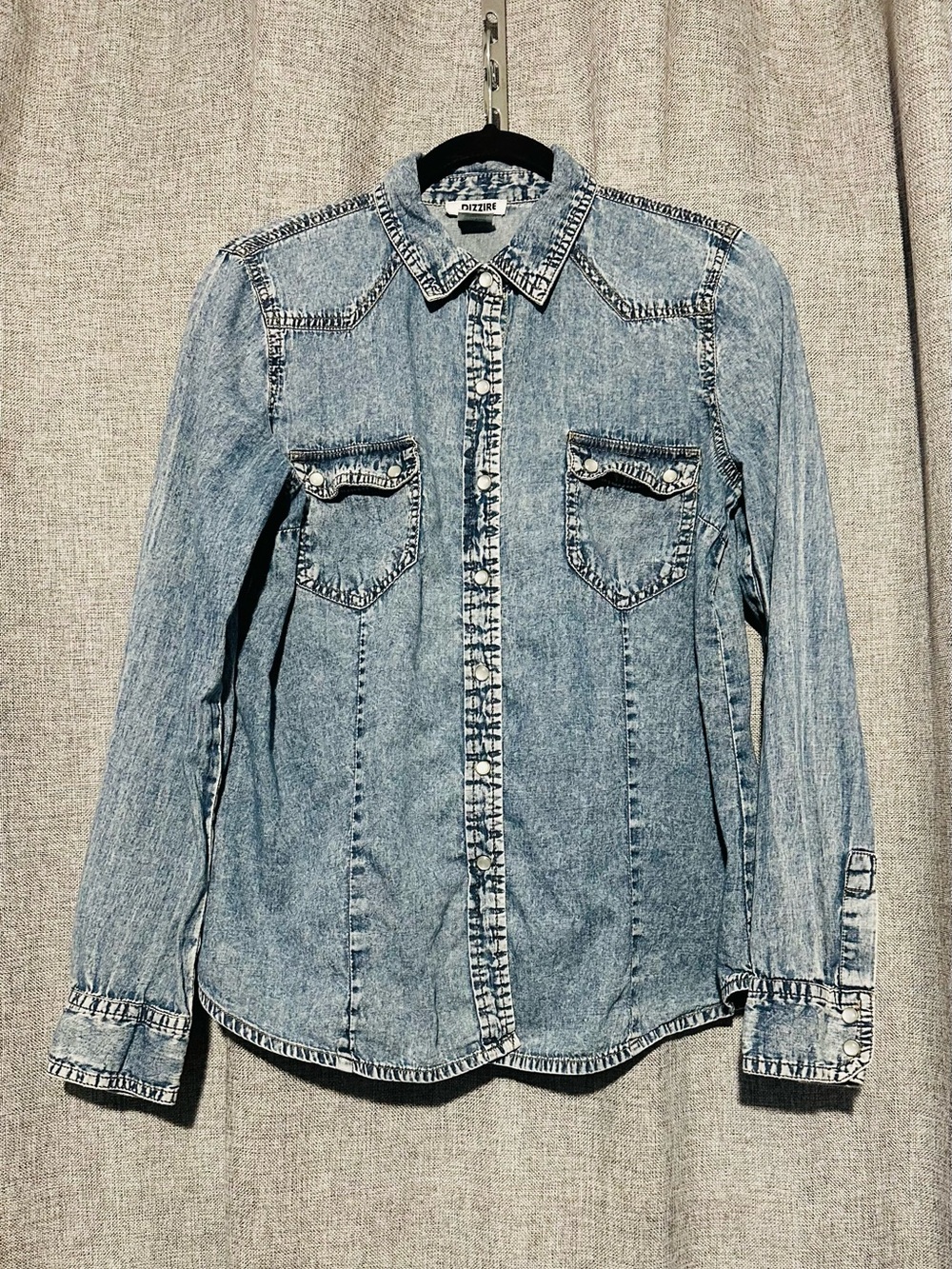 Dizzire Western Inspired Light Blue Denim Pearl Like Button-Down Shirt, Size L
